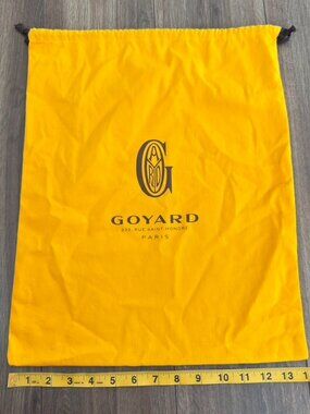 Goyard dusty bag medium size